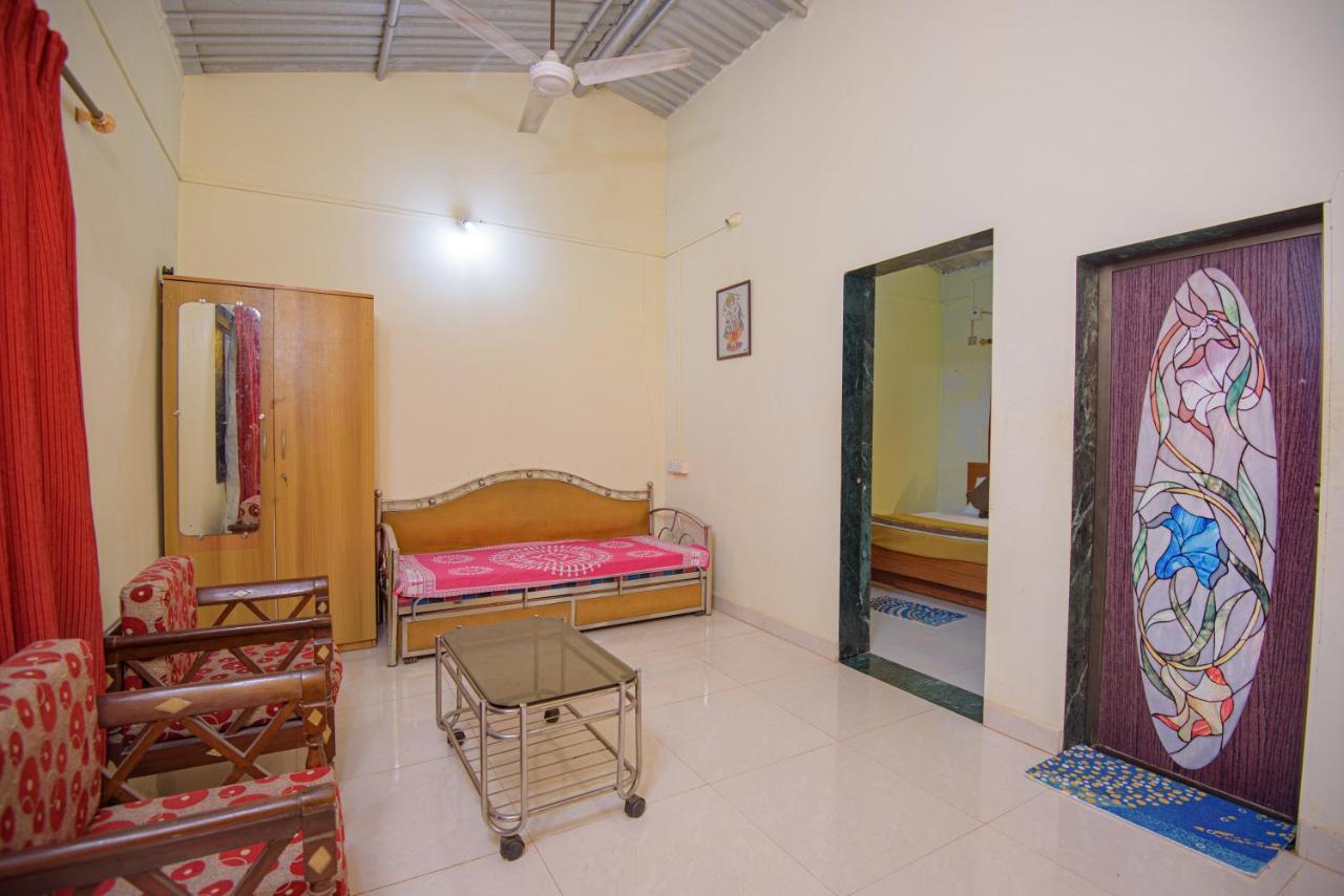 Prajakta Rest House Alibag Exterior photo